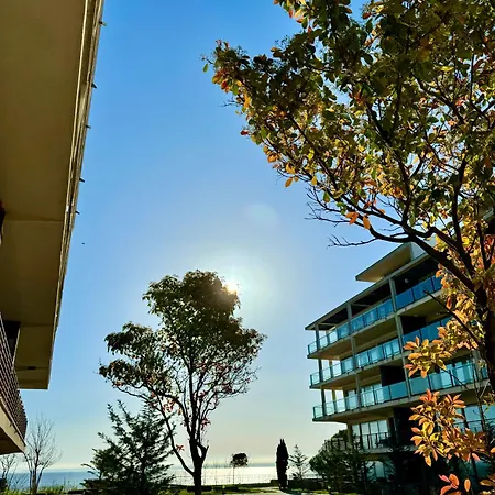 Sea View Penthouse Apartment *